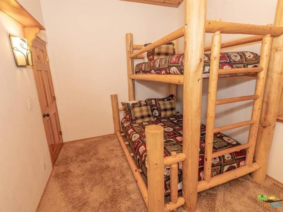 Lakeside Family Retreat Holiday home Big Bear Lake