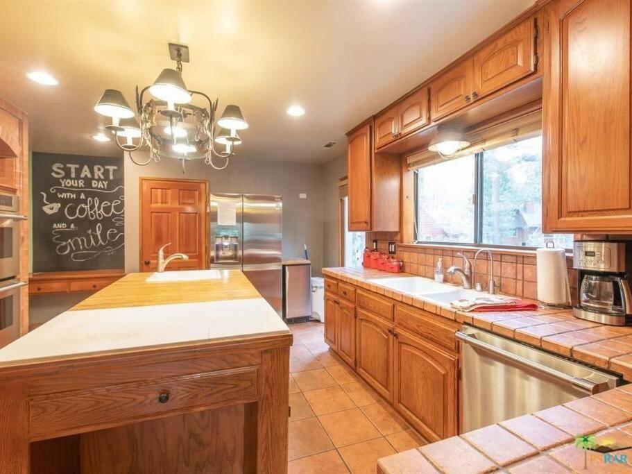 Lakeside Family Retreat