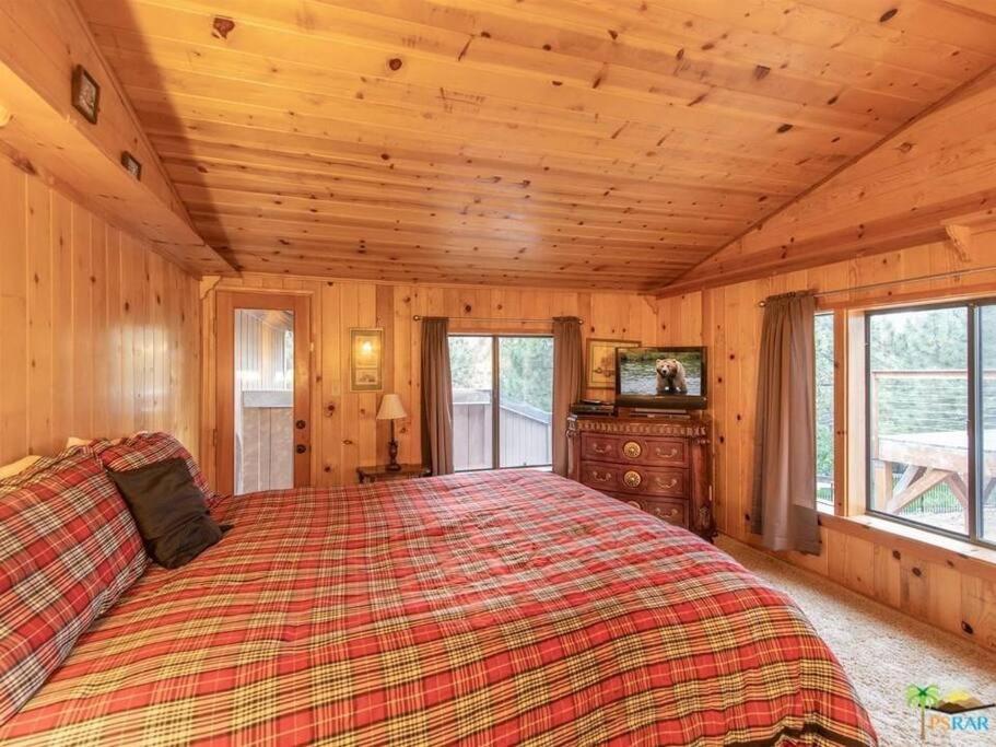 Lakeside Family Retreat *