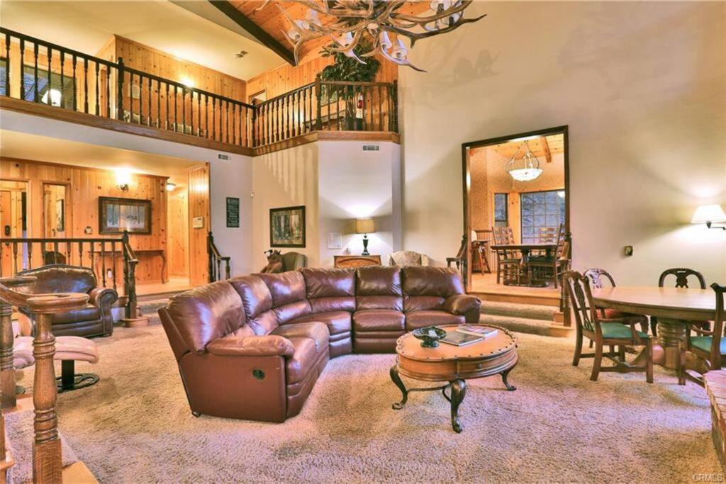 Lakeside Family Retreat Holiday home Big Bear Lake
