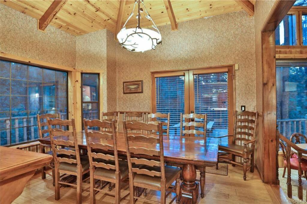 Lakeside Family Retreat Holiday home Big Bear Lake