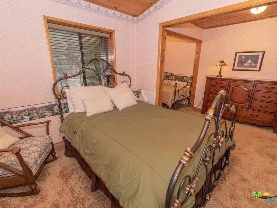 Lakeside Family Retreat