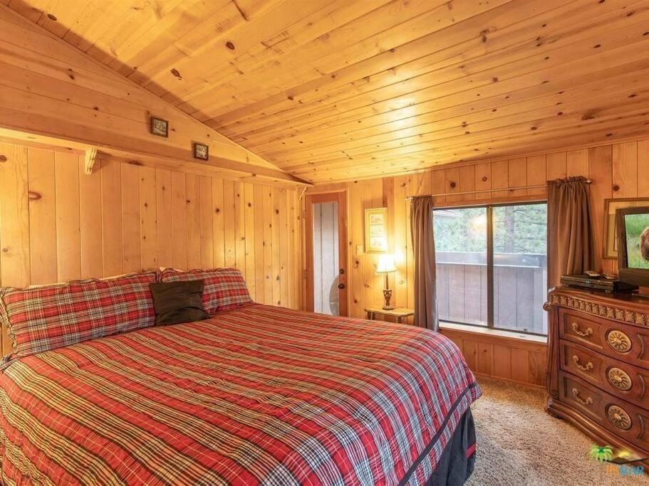Lakeside Family Retreat