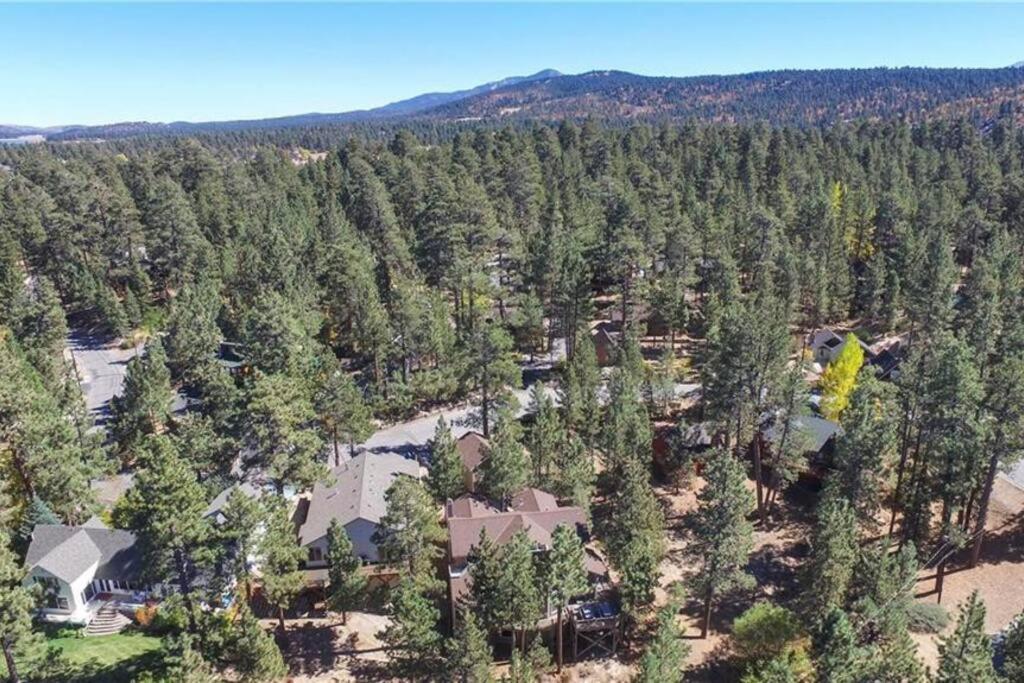 Lakeside Family Retreat * Big Bear Lake